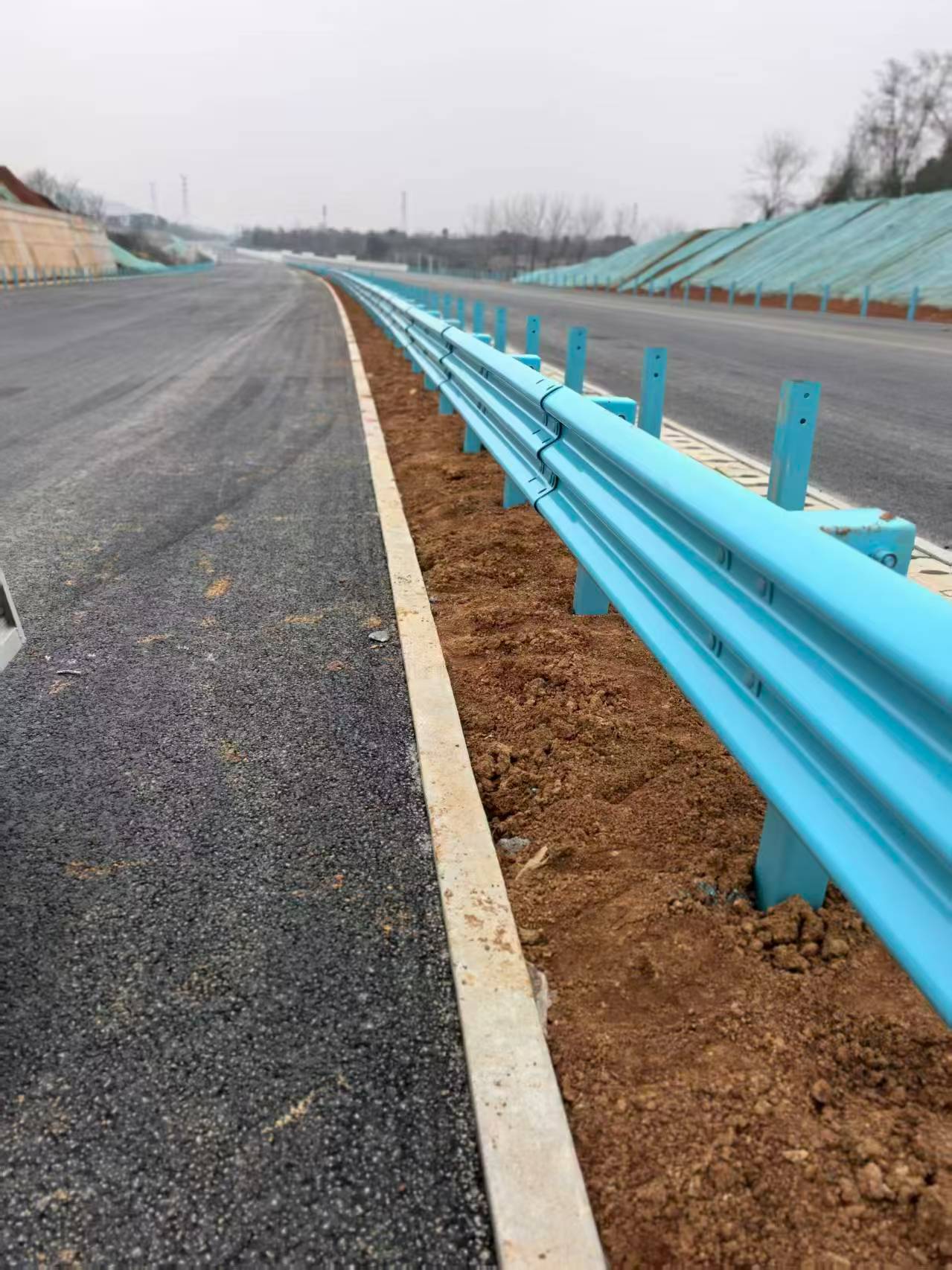 荆门市乡村公路波形护栏热镀锌波形护栏 - 厂家